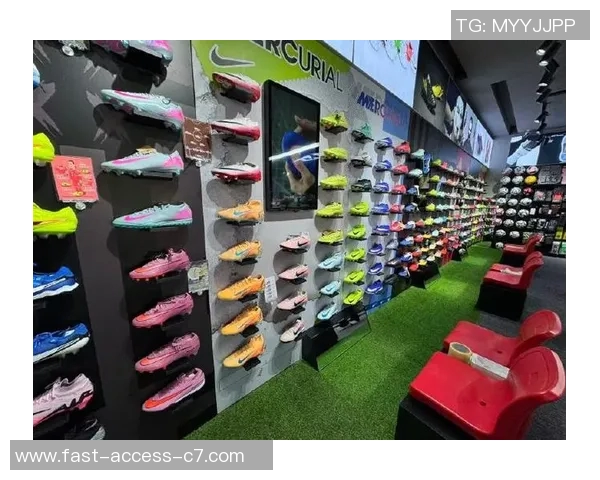 重庆天朗足球装备专卖为您提供专业足球器材和运动服饰一站式购物体验